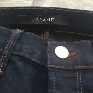 NWOT J Brand / Size 25 / Skinny Leg in “INK” NWOT